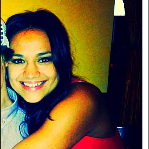 Profile Picture of Katelyn Feilmeier (@katelynmarief) on Poshmark