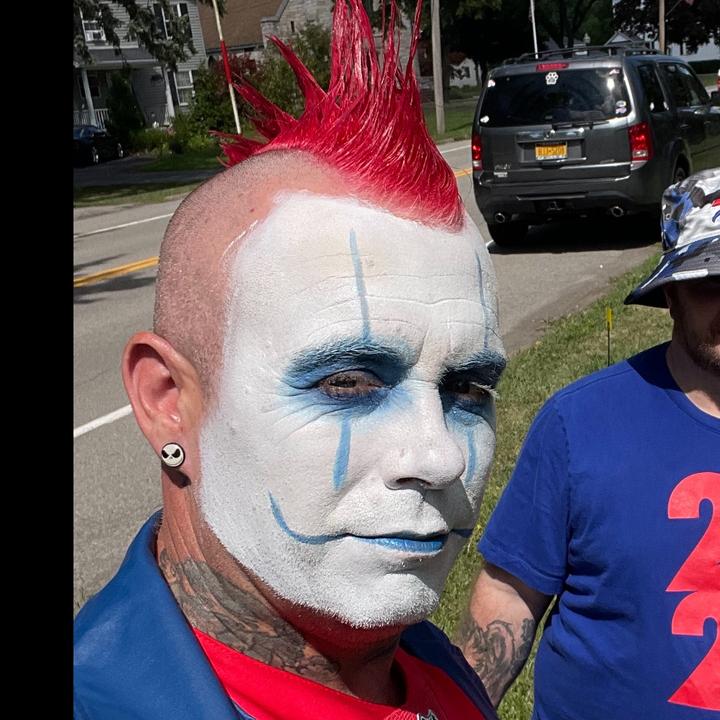 Profile Picture of Adam Copenhaver (@letscrowbuffalo) on Tiktok