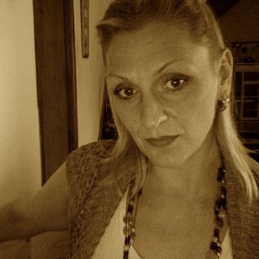 Profile Picture of Claire Bryans (@claire_bryans) on Twitter