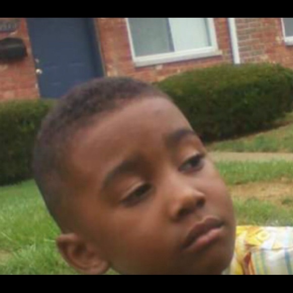 Profile Picture of Tonnell Stewart (@nell23899) on Poshmark