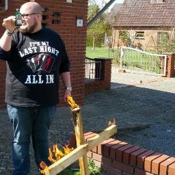 Profile Picture of Christopher Welp (@harleyweppo) on Twitter