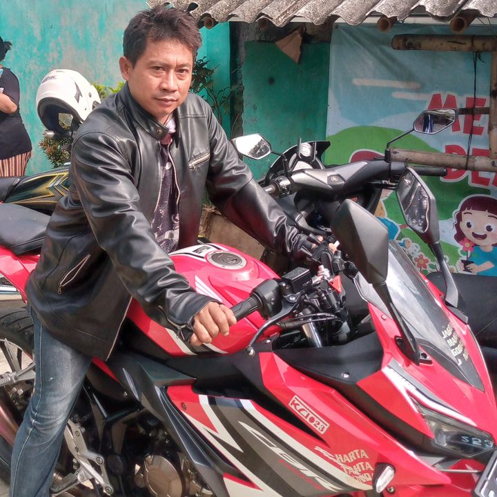 Profile Picture of Alex garlik (@alexgarlik) on Tiktok