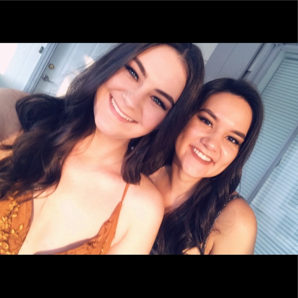 Profile Picture of Briana Sodaro (@bsodaro) on Poshmark