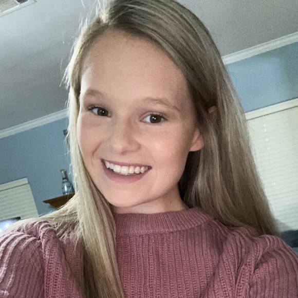 Profile Picture of Karlie Morgan (@maggiemorgan123) on Poshmark