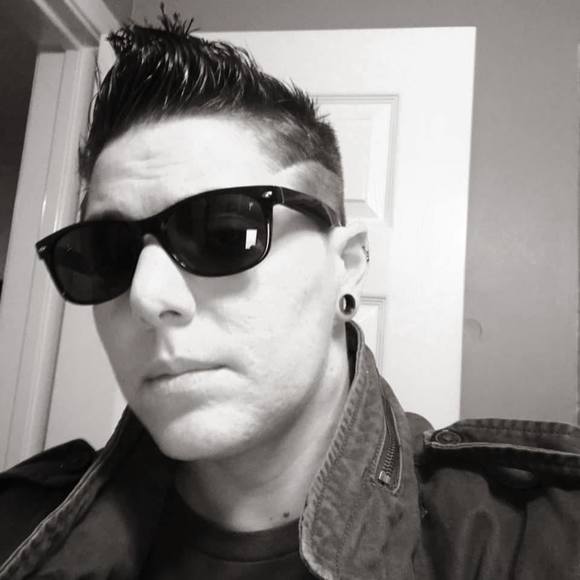 Profile Picture of Alexandra Schubert (@alexgina25) on Poshmark