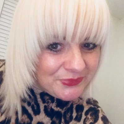 Profile Picture of Gillian Carlton (@GillianCarlton) on Twitter