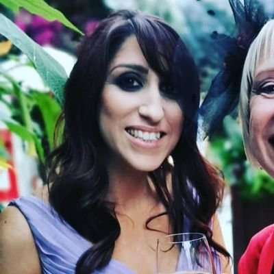 Profile Picture of Kerry Molyneux (@KerrydeBonici) on Twitter