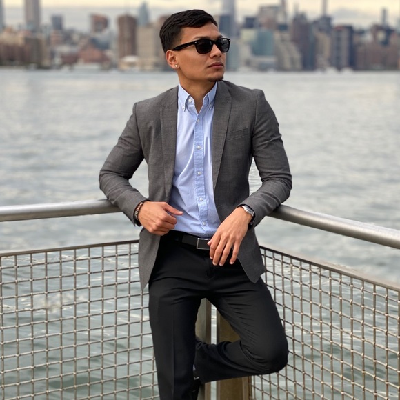 Profile Picture of Erik Resendiz (@erik_flako) on Poshmark