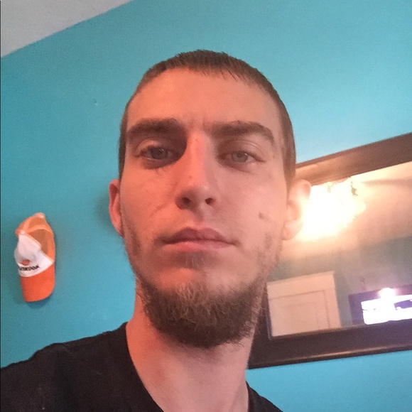 Profile Picture of Matt Shirley (@b_oconnor23) on Poshmark