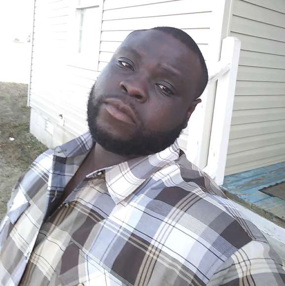Profile Picture of Jimmy Richardson (@jyonekafaru) on Poshmark