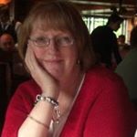 Profile Picture of Lynne Moon (@lynnemoon76) on Instagram
