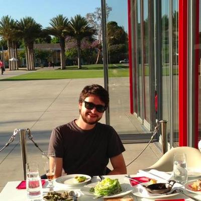 Profile Picture of Jeffrey Blum (@Jeffblumatwork) on Twitter