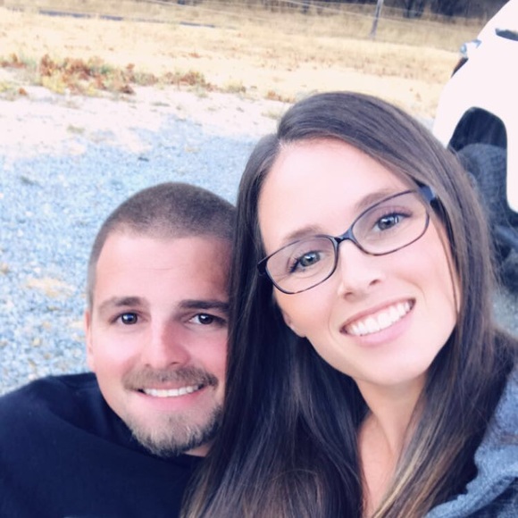 Stephanie List - Poshmark Profile Picture of Stephanie List (@ridehonda_17) on Poshmark