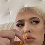 Profile Picture of mae | loren🦋 (@lorenwolfies) on Instagram