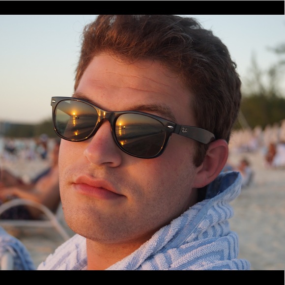 Profile Picture of Jared Waldrup (@jaredwaldrup) on Poshmark