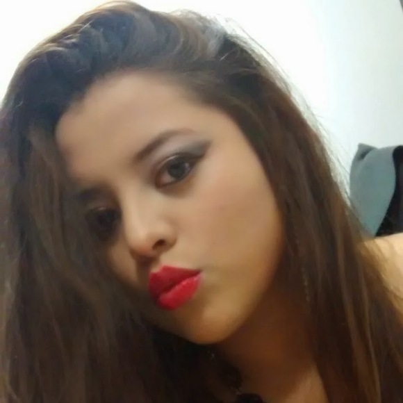 Profile Picture of Maria Carvajal (@mariacarvaja337) on Poshmark