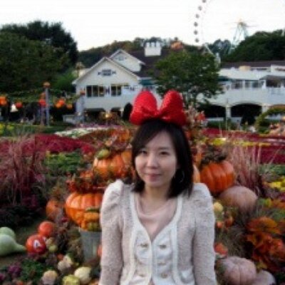 Profile Picture of Hyo Joo Byun (@petitejjoo) on Twitter