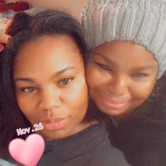 Profile Picture of Jo ann Corn (@loveablejo) on Poshmark