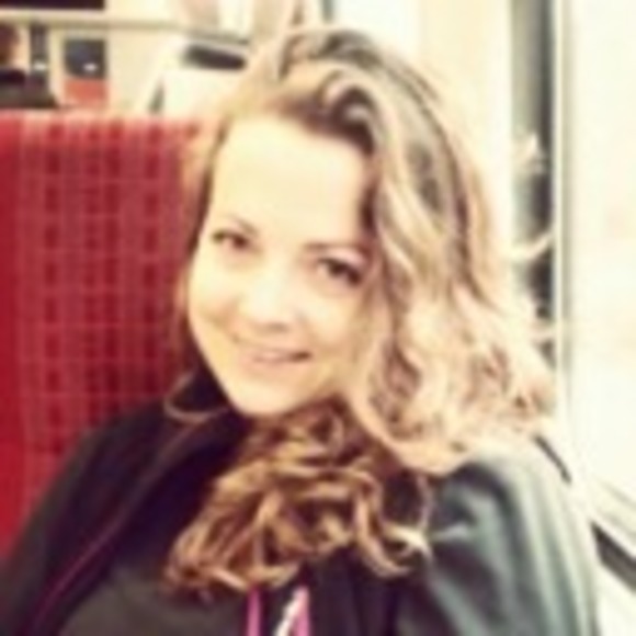 Profile Picture of Kitty Lambert (@kittylambert47) on Poshmark