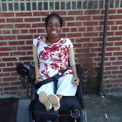 Profile Picture of Lynette Alexander (@Lynndalex) on Twitter
