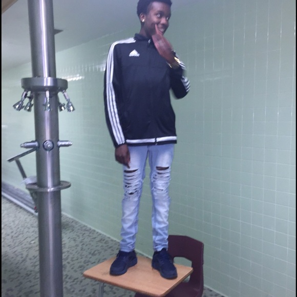 Profile Picture of Kareem Campbell (@kareem_) on Poshmark