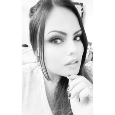 Profile Photo of Esmeralda Medina (@Esmeralda_Med) on Twitter