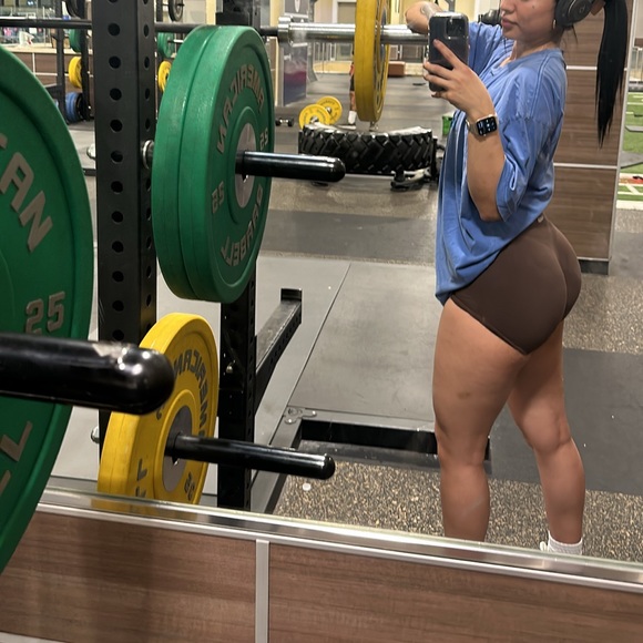 Profile Picture of Judy Galvan (@judygalvan28) on Poshmark