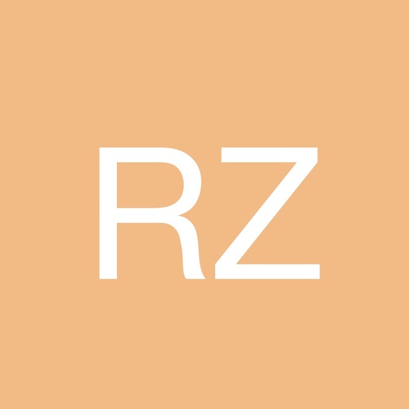 Profile Picture of Rafiya Zavery (@rafiyazavery) on Poshmark
