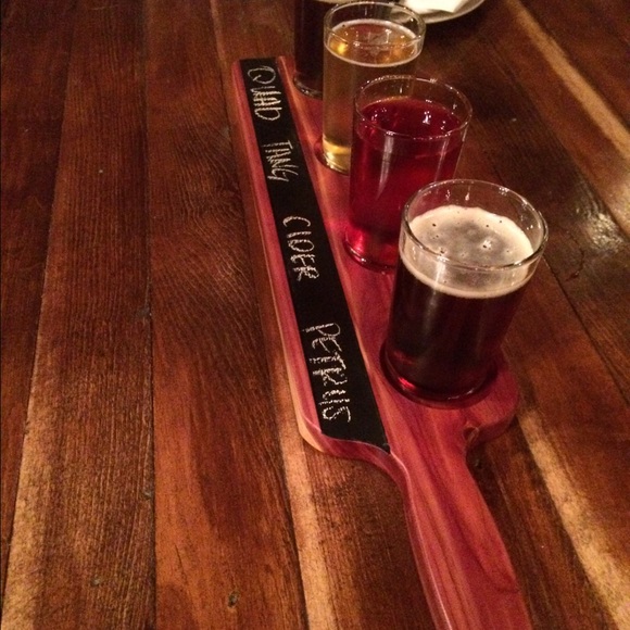 Profile Picture of Wei Zhang (@weigrace1) on Poshmark