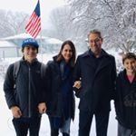 Profile Picture of Lori Nicholas (@kidsdogsandus) on Instagram