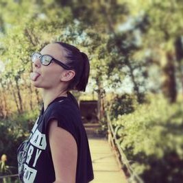 Profile Picture of Silvia (@Family_Duck_12) on Twitter