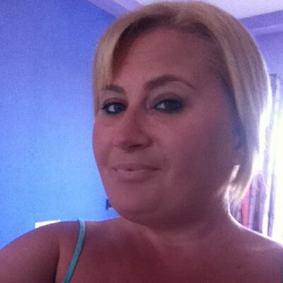Profile Picture of Debbie Bates (@debbiebates19) on Twitter