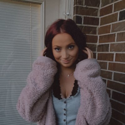 Profile Picture of Jamie McClure (@Jamiiemcclure) on Twitter