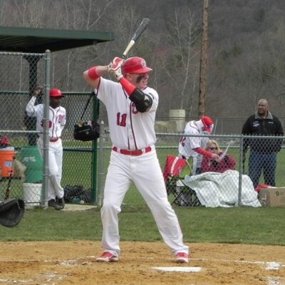 Profile Picture of Mike Vecchione (@vec__11) on Twitter