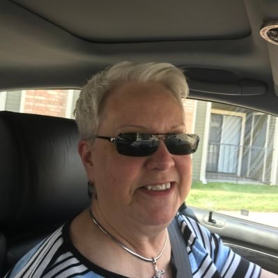 Profile Picture of Jeanine Gill (@richksgirl) on Twitter