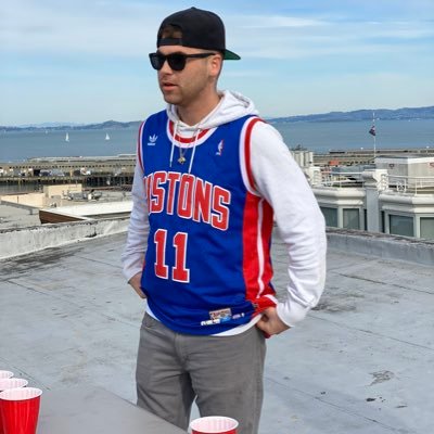 Profile Picture of John Vallario (@Vmann99) on Twitter