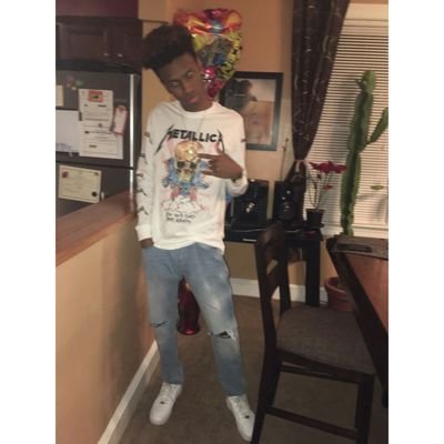 Profile Picture of James Daye (@jerzswervo) on Twitter