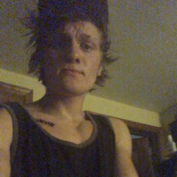 Profile Picture of Alex Gobeli (@firedragon971) on Poshmark