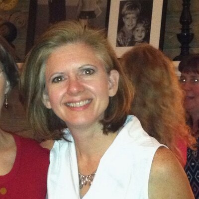 Profile Picture of Julia Kinlaw (@JuliaKinlaw) on Twitter