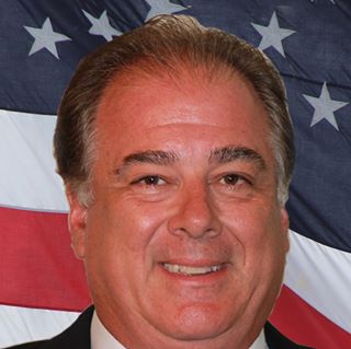 Profile Picture of Kenneth Honecker (@Kenneth-Honecker) on Facebook