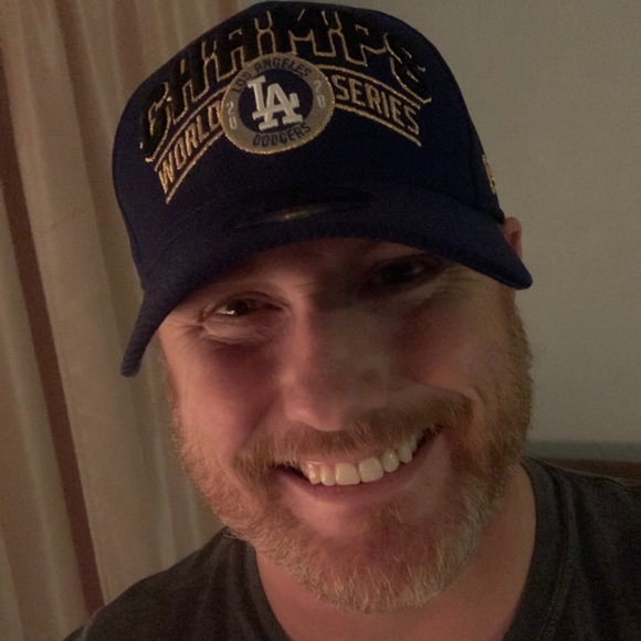 Profile Picture of Brian Hachee (@brianhachee) on Poshmark