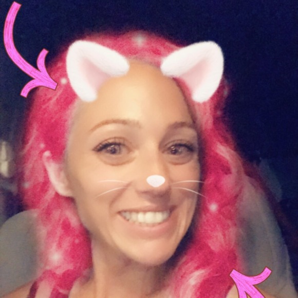 Profile Picture of Amelia Hussey (@amelia325) on Poshmark