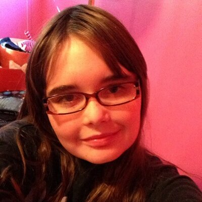 Profile Picture of Zoe Malcolm (@Zmalcolmzoe) on Twitter