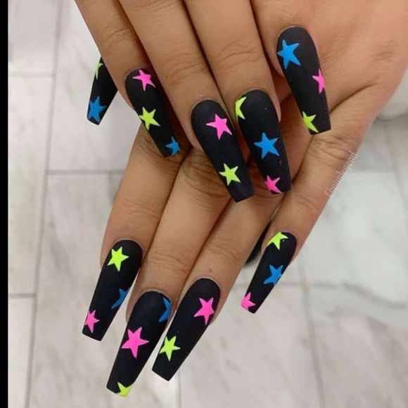 Minerva Ramirez - Poshmark Profile Picture of Minerva Ramirez (@minervaramir116) on Poshmark