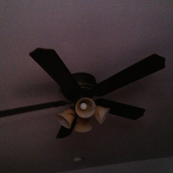 Profile Picture of Chris Burroughs (@ckburroughs) on Poshmark