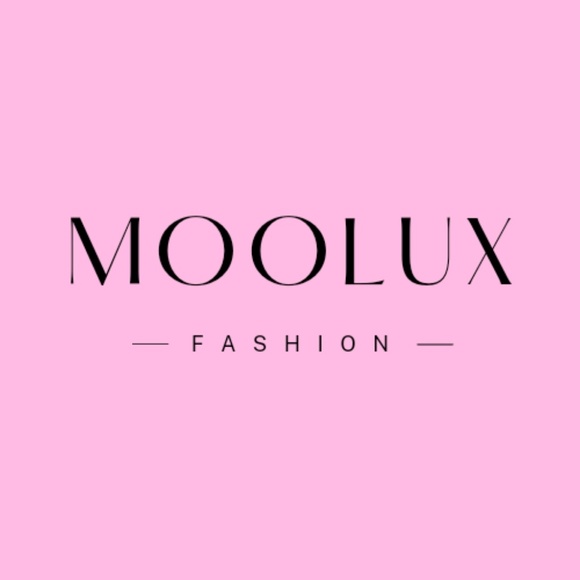 Profile Picture of Moolux Fashion (@moolux) on Poshmark