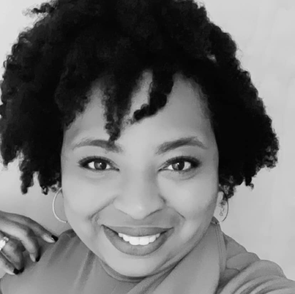 Profile Picture of Kisha Davis-queeley (@kqueeley528) on Poshmark