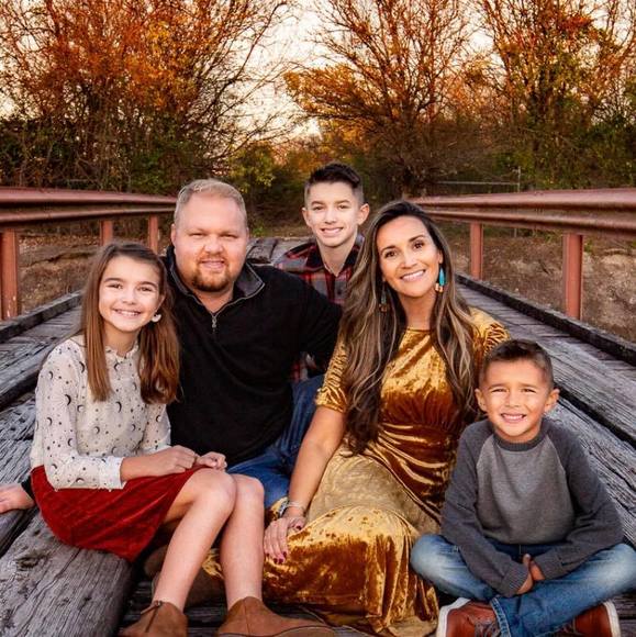 Profile Picture of Alison Watson king (@allinicole1982) on Poshmark