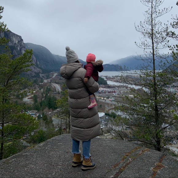 Profile Picture of Ruby Oneill (@ruby_oneill) on Poshmark