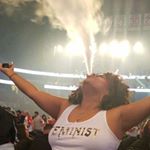 Profile Picture of Darlene 🦁💨 (@curlzncloudz) on Instagram